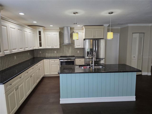 2342 WILLOW TREE TRAIL, Clearwater, FL 33763