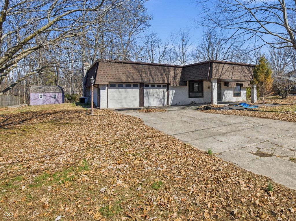 8188 Black Oak Drive, Plainfield, IN 46168