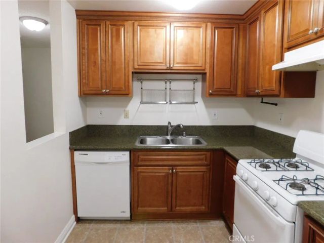 8021 4th Street 301, Buena Park, CA 90621