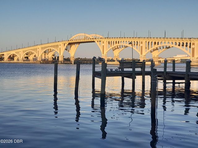 1224 S Peninsula Dr Apt 510, Daytona Beach, FL 32118