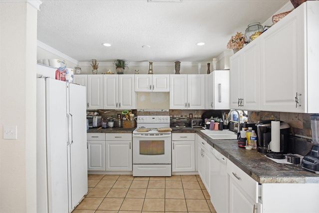 325 NW Dearman Street, Port St. Lucie, FL 34983