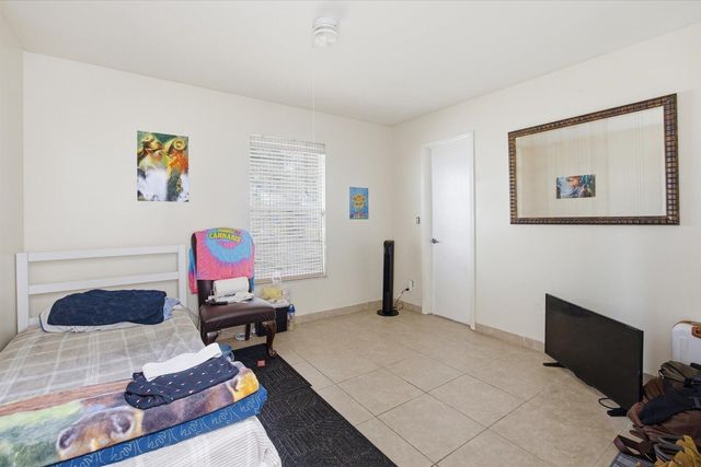 325 NW Dearman Street, Port St. Lucie, FL 34983