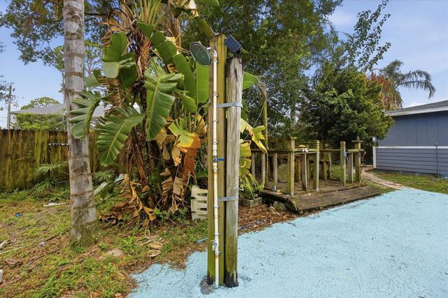 325 NW Dearman Street, Port St. Lucie, FL 34983