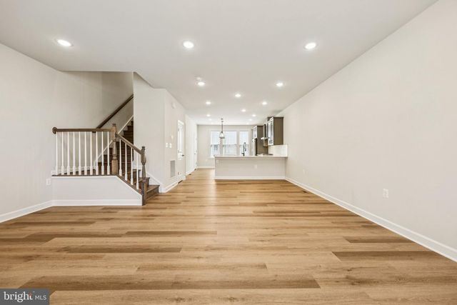 7355 MOUNTAINEER DR, Alexandria, VA 22306