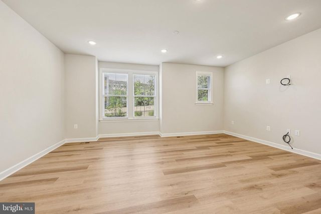 7355 MOUNTAINEER DR, Alexandria, VA 22306