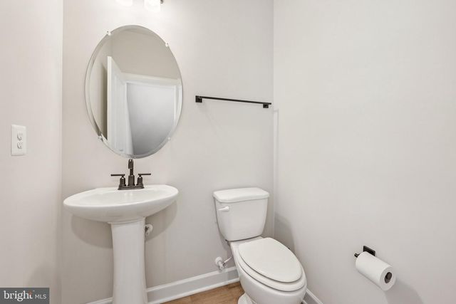 7355 MOUNTAINEER DR, Alexandria, VA 22306