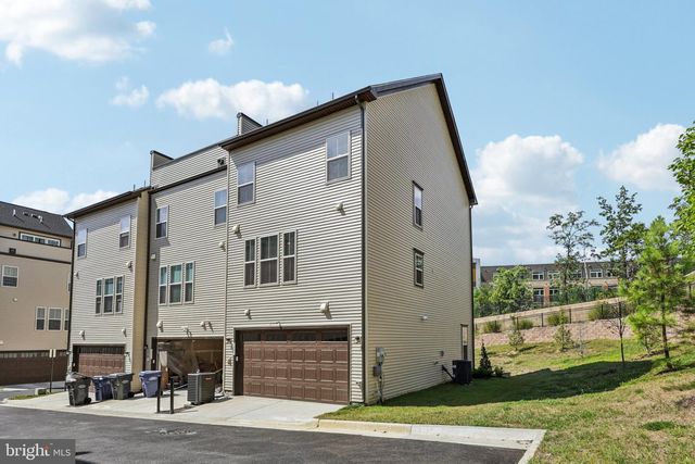 7355 MOUNTAINEER DR, Alexandria, VA 22306