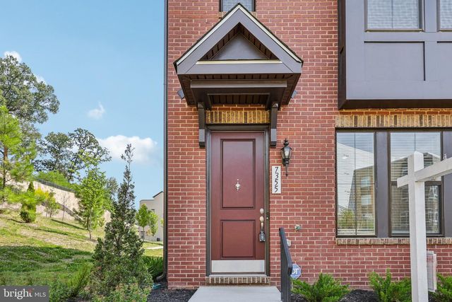 7355 MOUNTAINEER DR, Alexandria, VA 22306