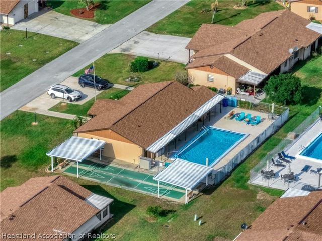 3721 Thunderbird Hill Circle, Sebring, FL 33872