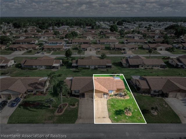 3721 Thunderbird Hill Circle, Sebring, FL 33872