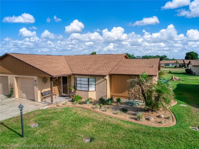 3721 Thunderbird Hill Circle, Sebring, FL 33872