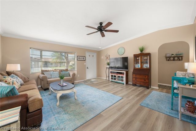 3721 Thunderbird Hill Circle, Sebring, FL 33872