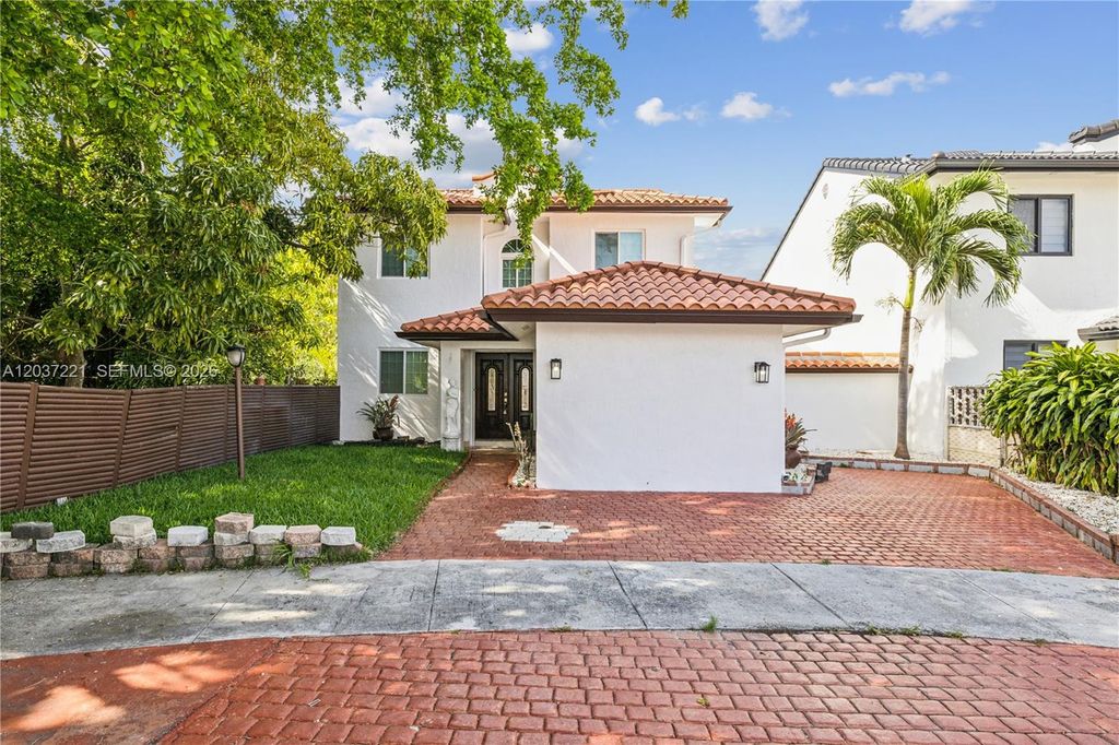 15131 SW 58th Street, Miami, FL 33193