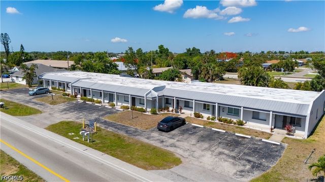 4608 SE 4th PL 6, Cape Coral, FL 33904