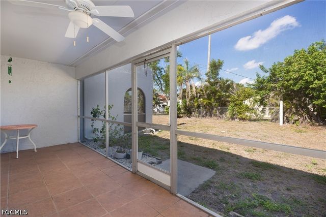 4608 SE 4th PL 6, Cape Coral, FL 33904