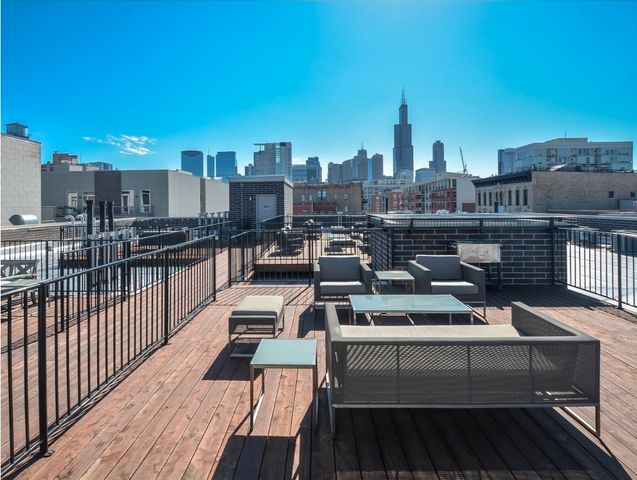 20 N Aberdeen Street 407, Chicago, IL 60607