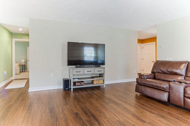 930 Riverland Woods Trail, Boiling Springs, SC 29316