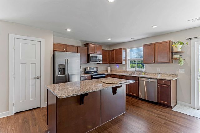 930 Riverland Woods Trail, Boiling Springs, SC 29316