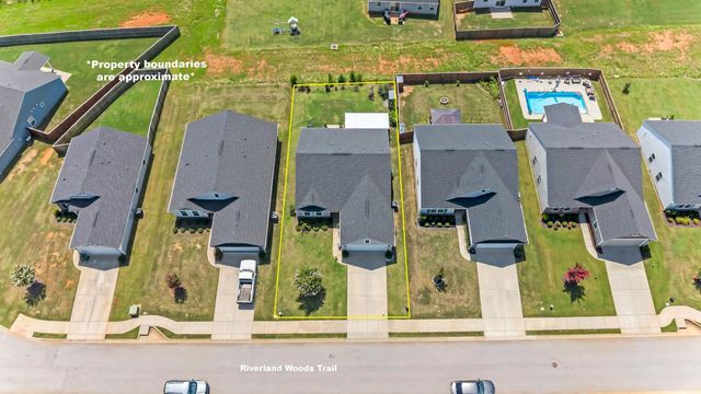 930 Riverland Woods Trail, Boiling Springs, SC 29316