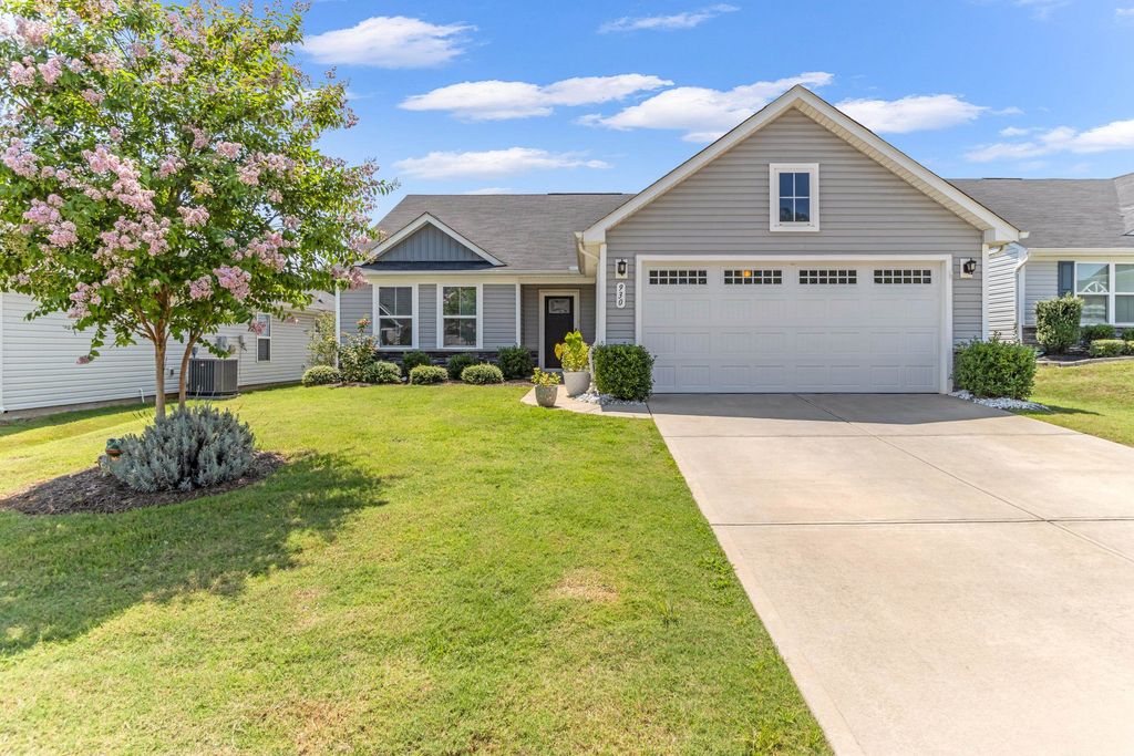930 Riverland Woods Trail, Boiling Springs, SC 29316