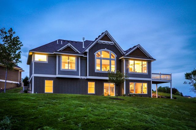 8856 67th Street Bay S, Cottage Grove, MN 55016