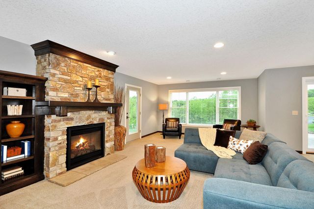 8856 67th Street Bay S, Cottage Grove, MN 55016