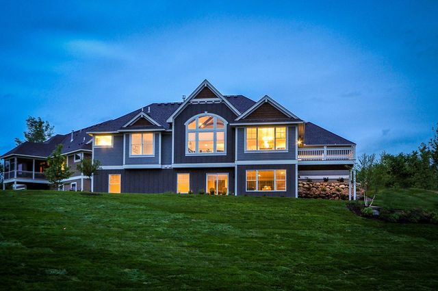 8856 67th Street Bay S, Cottage Grove, MN 55016