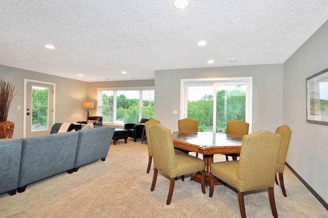 8856 67th Street Bay S, Cottage Grove, MN 55016