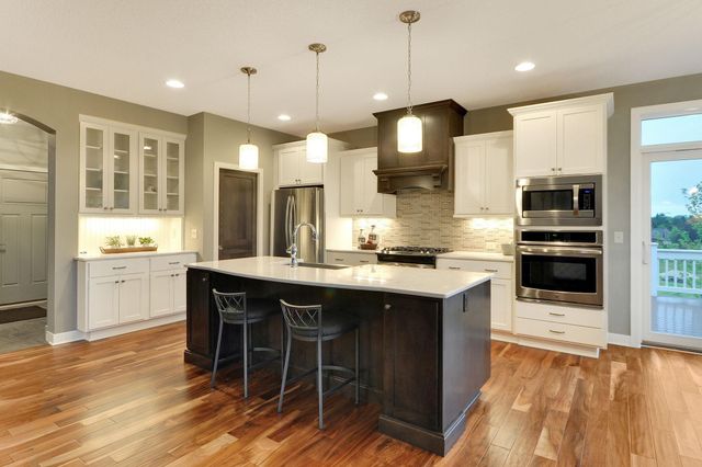 8856 67th Street Bay S, Cottage Grove, MN 55016