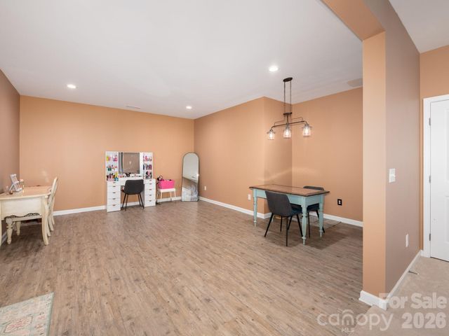 1125 Brookdale Lane, Stanley, NC 28164