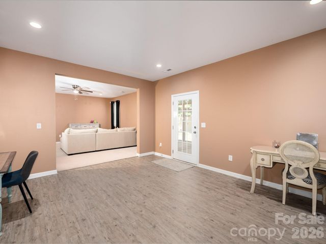 1125 Brookdale Lane, Stanley, NC 28164