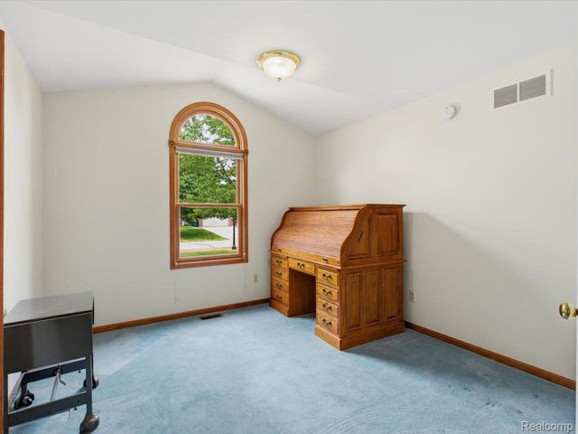 4305 Juniper Lane, Port Huron Charter Township, MI 48060