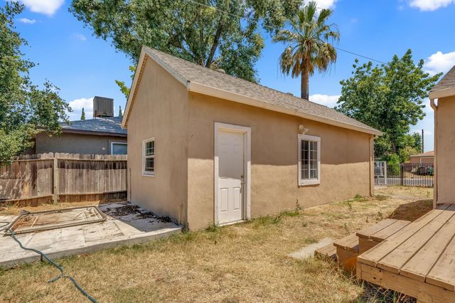 1829 Roanoke Ave, Sacramento, CA 95838