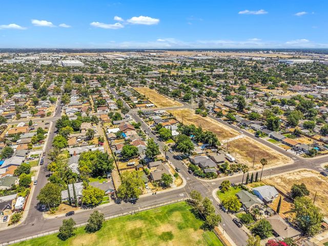 1829 Roanoke Ave, Sacramento, CA 95838