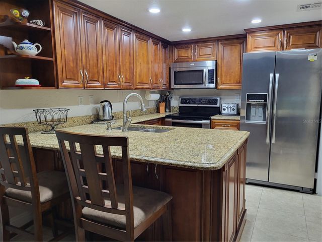 706 OLDE CAMELOT CIRCLE 3295-6, Haines City, FL 33844