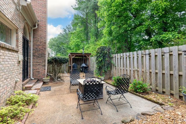 6611 RUE BEAUMONDE DR, Memphis, TN 38120
