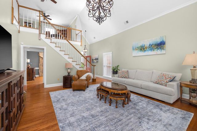 6611 RUE BEAUMONDE DR, Memphis, TN 38120