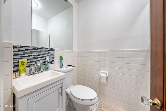 177 Lancaster Street, Albany, NY 12210