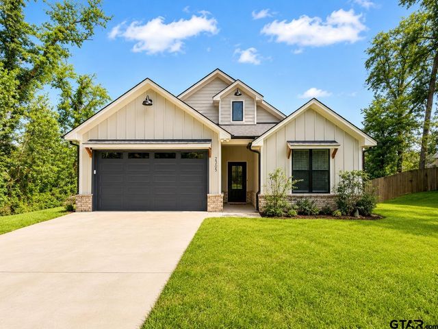 2305 DEBBY LN, Tyler, TX 75701