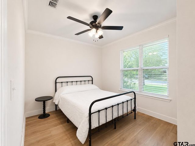 2305 DEBBY LN, Tyler, TX 75701