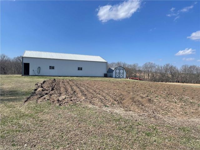 17917 July Avenue, Pattonsburg, MO 64670