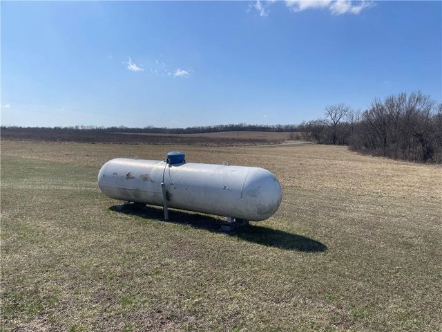 17917 July Avenue, Pattonsburg, MO 64670