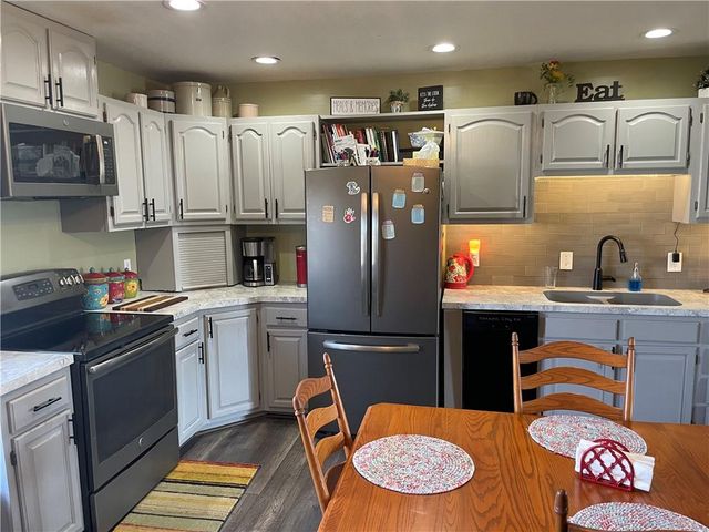 17917 July Avenue, Pattonsburg, MO 64670