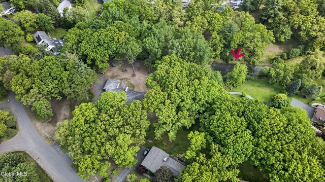 15 N Sage Hill Lane, Menands, NY 12204