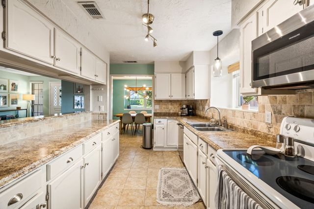 1201 Colmar Drive, Plano, TX 75023