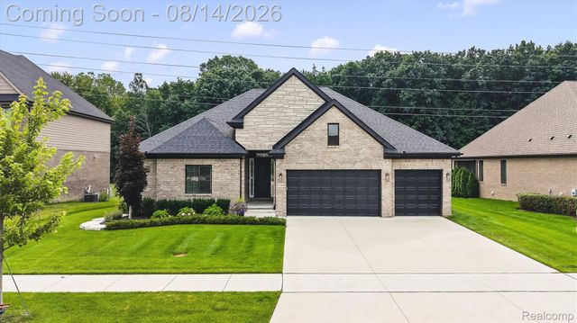 53908 Lawson Creek Drive, Shelby Charter Township, MI 48316