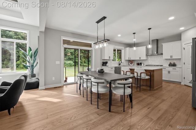 53908 Lawson Creek Drive, Shelby Charter Township, MI 48316
