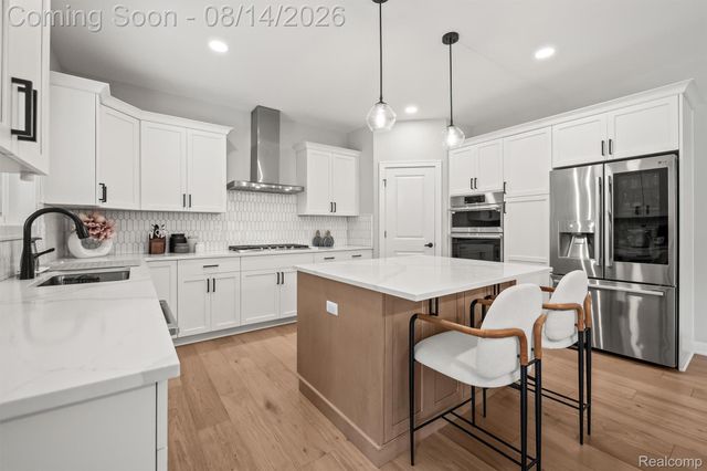 53908 Lawson Creek Drive, Shelby Charter Township, MI 48316