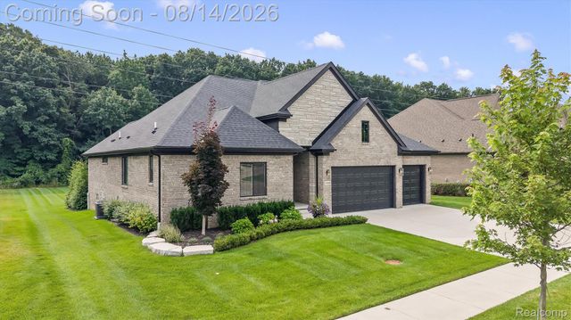 53908 Lawson Creek Drive, Shelby Charter Township, MI 48316