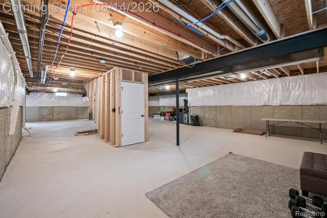 53908 Lawson Creek Drive, Shelby Charter Township, MI 48316